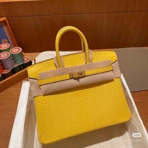 Classic Hermes Bag: A Stylish and Versatile Choice for Elegance